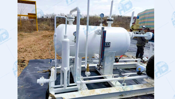 Horizontal gas-liquid two-phase separator_副本.jpg